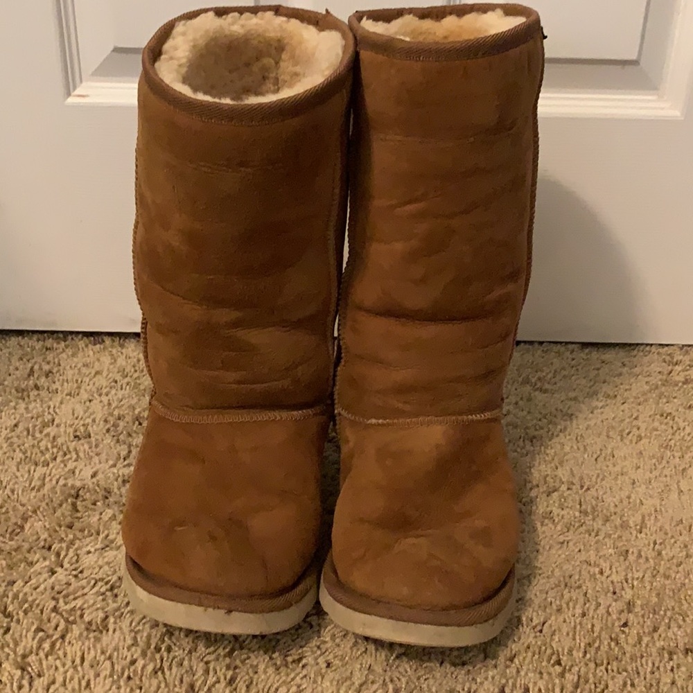 UGG boots - Picture 2 of 6